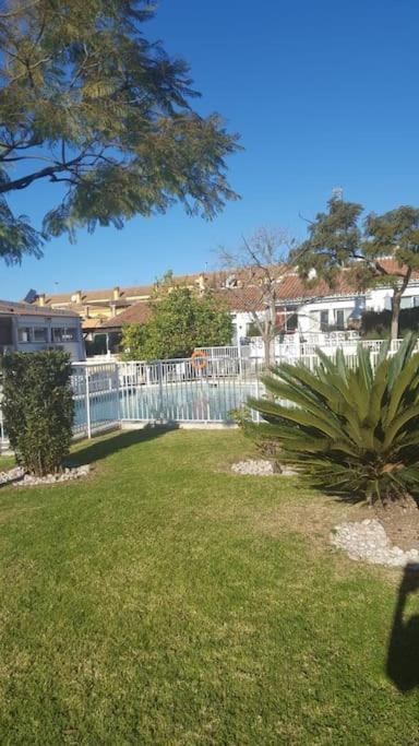 House W Shared Pool, Perfect For Small Families Fuengirola Buitenkant foto