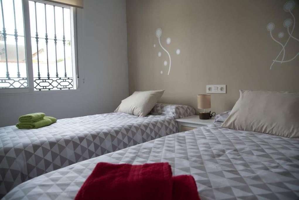 House W Shared Pool, Perfect For Small Families Fuengirola Buitenkant foto